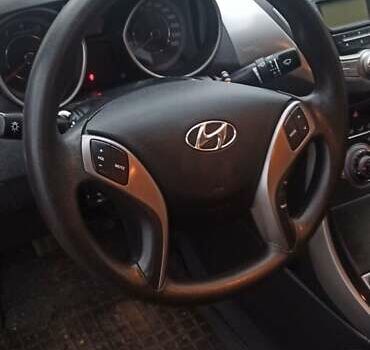 Красный Хендай Элантра, объемом двигателя 1.59 л и пробегом 46 тыс. км за 10700 $, фото 21 на Automoto.ua