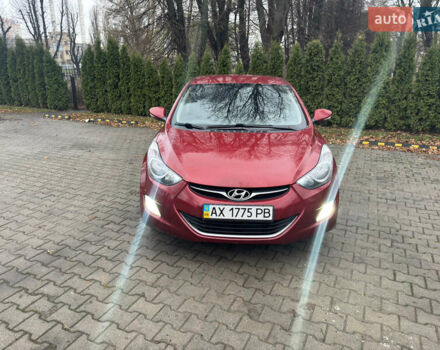 Красный Хендай Элантра, объемом двигателя 1.6 л и пробегом 167 тыс. км за 9000 $, фото 1 на Automoto.ua