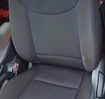 Красный Хендай Элантра, объемом двигателя 1.59 л и пробегом 46 тыс. км за 10700 $, фото 20 на Automoto.ua