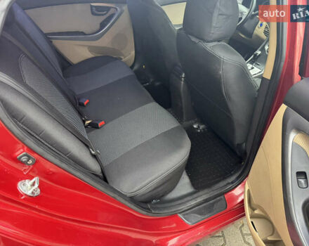Красный Хендай Элантра, объемом двигателя 1.6 л и пробегом 170 тыс. км за 8900 $, фото 23 на Automoto.ua