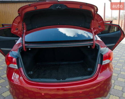 Красный Хендай Элантра, объемом двигателя 1.8 л и пробегом 81 тыс. км за 10200 $, фото 16 на Automoto.ua