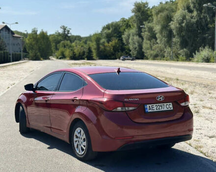 Красный Хендай Элантра, объемом двигателя 1.8 л и пробегом 340 тыс. км за 5999 $, фото 1 на Automoto.ua