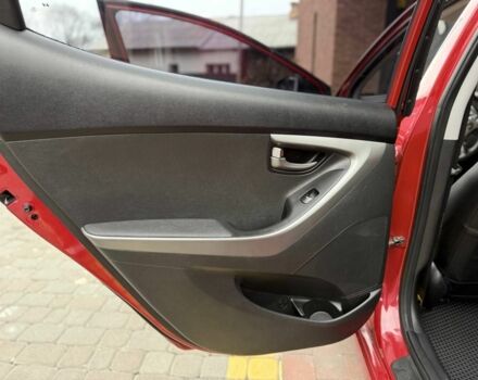 Красный Хендай Элантра, объемом двигателя 1.6 л и пробегом 190 тыс. км за 9700 $, фото 21 на Automoto.ua