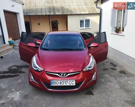 Красный Хендай Элантра, объемом двигателя 1.8 л и пробегом 130 тыс. км за 8800 $, фото 4 на Automoto.ua