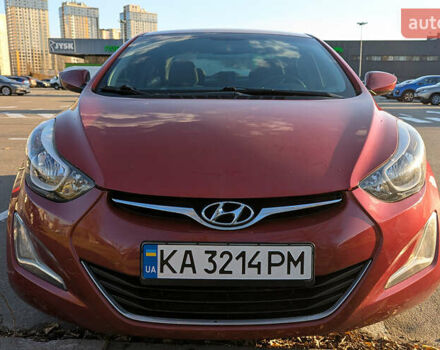 Красный Хендай Элантра, объемом двигателя 1.8 л и пробегом 214 тыс. км за 8400 $, фото 2 на Automoto.ua