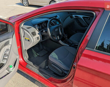 Красный Хендай Элантра, объемом двигателя 1.8 л и пробегом 214 тыс. км за 8400 $, фото 16 на Automoto.ua