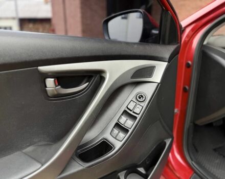 Красный Хендай Элантра, объемом двигателя 1.6 л и пробегом 190 тыс. км за 9700 $, фото 18 на Automoto.ua