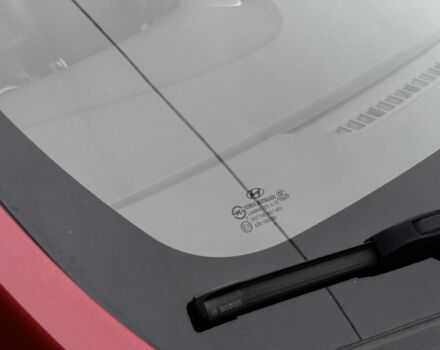 Красный Хендай Элантра, объемом двигателя 1.6 л и пробегом 190 тыс. км за 9700 $, фото 14 на Automoto.ua