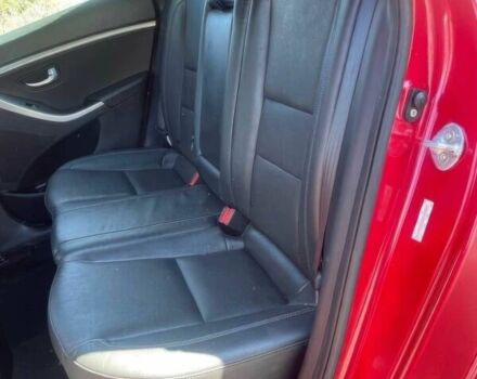 Красный Хендай Элантра, объемом двигателя 2 л и пробегом 88 тыс. км за 13550 $, фото 10 на Automoto.ua