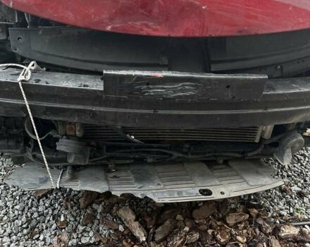 Красный Хендай Элантра, объемом двигателя 1.8 л и пробегом 157 тыс. км за 8200 $, фото 6 на Automoto.ua