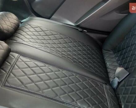 Червоний Хендай Елантра, об'ємом двигуна 1.8 л та пробігом 205 тис. км за 7500 $, фото 27 на Automoto.ua