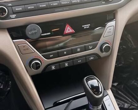 Червоний Хендай Елантра, об'ємом двигуна 2 л та пробігом 75 тис. км за 14499 $, фото 11 на Automoto.ua