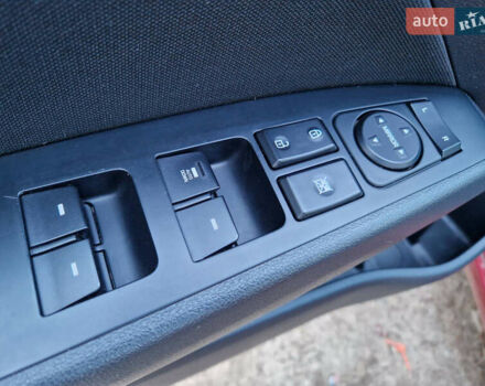 Червоний Хендай Елантра, об'ємом двигуна 1.59 л та пробігом 91 тис. км за 13000 $, фото 15 на Automoto.ua