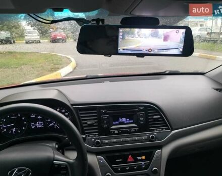 Красный Хендай Элантра, объемом двигателя 2 л и пробегом 196 тыс. км за 9200 $, фото 11 на Automoto.ua