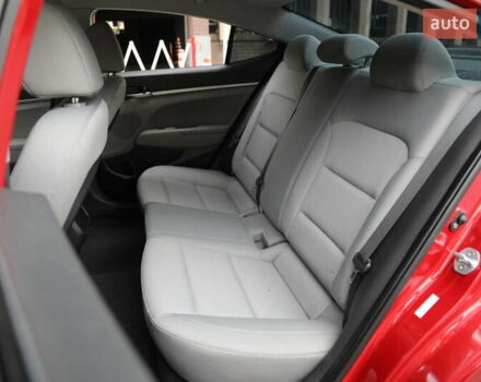 Хендай Элантра 2016 в Харькове на Automoto.ua Красный Хендай Элантра, объемом двигателя 2 л и пробегом 66 тыс. км за 11000 $, фото 7 на Automoto.ua