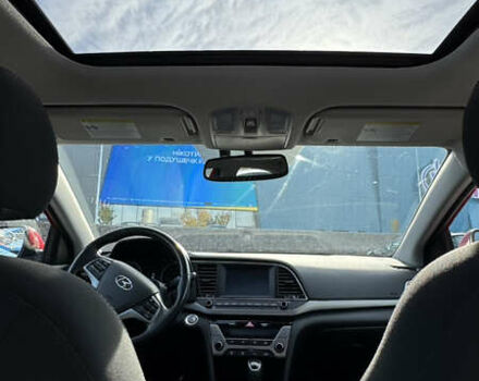 Хендай Элантра 2016 в Киеве на Automoto.ua Красный Хендай Элантра, объемом двигателя 2 л и пробегом 85 тыс. км за 12900 $, фото 24 на Automoto.ua