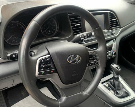 Красный Хендай Элантра, объемом двигателя 2 л и пробегом 54 тыс. км за 12300 $, фото 17 на Automoto.ua