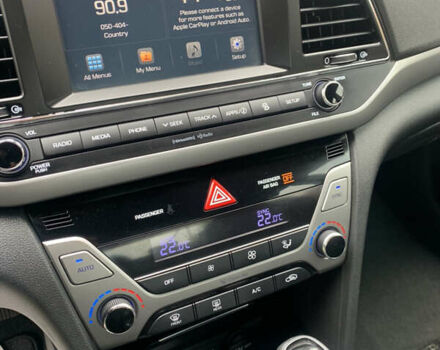 Красный Хендай Элантра, объемом двигателя 2 л и пробегом 54 тыс. км за 12300 $, фото 25 на Automoto.ua