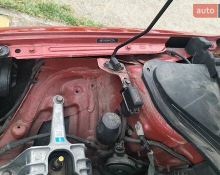 Красный Хендай Элантра, объемом двигателя 2 л и пробегом 196 тыс. км за 9200 $, фото 18 на Automoto.ua