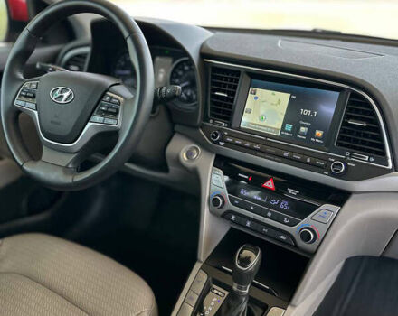 Хендай Элантра 2016 в Днепре (Днепропетровске) на Automoto.ua Красный Хендай Элантра, объемом двигателя 2 л и пробегом 184 тыс. км за 11599 $, фото 20 на Automoto.ua