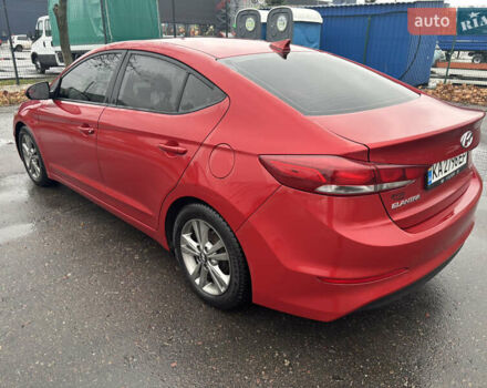 Красный Хендай Элантра, объемом двигателя 1.98 л и пробегом 109 тыс. км за 9800 $, фото 6 на Automoto.ua