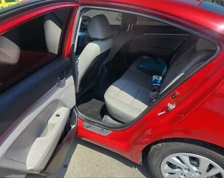 Червоний Хендай Елантра, об'ємом двигуна 2 л та пробігом 177 тис. км за 10000 $, фото 7 на Automoto.ua