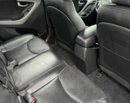 Красный Хендай Элантра, объемом двигателя 1.8 л и пробегом 80 тыс. км за 7200 $, фото 10 на Automoto.ua