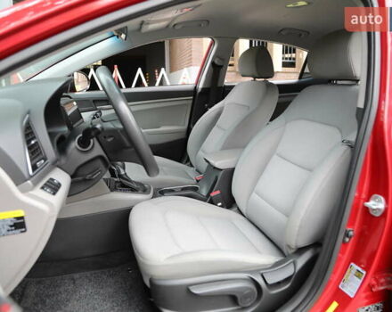 Хендай Элантра 2016 в Харькове на Automoto.ua Красный Хендай Элантра, объемом двигателя 2 л и пробегом 66 тыс. км за 11000 $, фото 6 на Automoto.ua