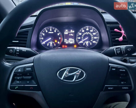 Красный Хендай Элантра, объемом двигателя 2 л и пробегом 182 тыс. км за 11500 $, фото 24 на Automoto.ua