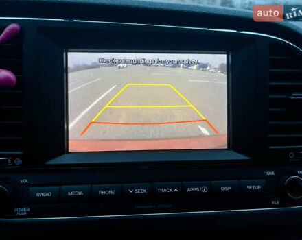 Красный Хендай Элантра, объемом двигателя 2 л и пробегом 182 тыс. км за 11500 $, фото 26 на Automoto.ua