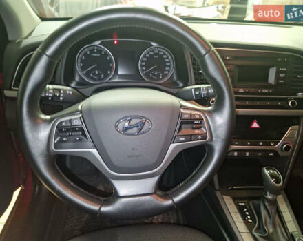 Червоний Хендай Елантра, об'ємом двигуна 1.59 л та пробігом 91 тис. км за 13000 $, фото 10 на Automoto.ua