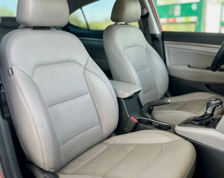 Хендай Элантра 2016 в Днепре (Днепропетровске) на Automoto.ua Красный Хендай Элантра, объемом двигателя 2 л и пробегом 184 тыс. км за 11599 $, фото 29 на Automoto.ua