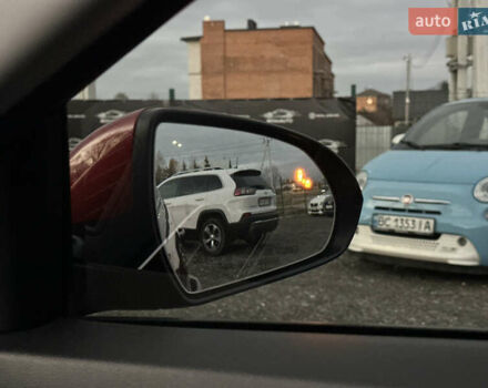 Красный Хендай Элантра, объемом двигателя 2 л и пробегом 85 тыс. км за 12000 $, фото 8 на Automoto.ua