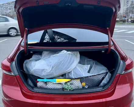 Красный Хендай Элантра, объемом двигателя 2 л и пробегом 182 тыс. км за 11500 $, фото 18 на Automoto.ua