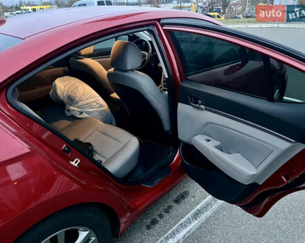 Красный Хендай Элантра, объемом двигателя 2 л и пробегом 182 тыс. км за 11500 $, фото 17 на Automoto.ua