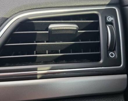 Червоний Хендай Елантра, об'ємом двигуна 2 л та пробігом 57 тис. км за 16300 $, фото 33 на Automoto.ua