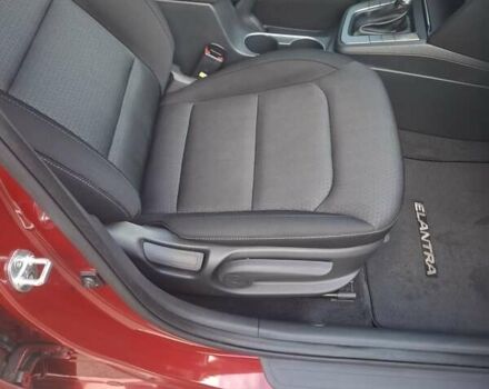 Червоний Хендай Елантра, об'ємом двигуна 2 л та пробігом 57 тис. км за 16300 $, фото 9 на Automoto.ua