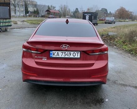 Красный Хендай Элантра, объемом двигателя 2 л и пробегом 112 тыс. км за 8900 $, фото 1 на Automoto.ua
