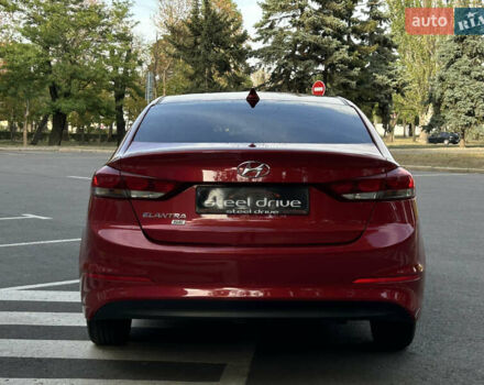 Красный Хендай Элантра, объемом двигателя 2 л и пробегом 160 тыс. км за 12499 $, фото 3 на Automoto.ua