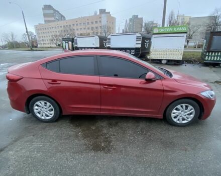 Красный Хендай Элантра, объемом двигателя 2 л и пробегом 112 тыс. км за 8900 $, фото 2 на Automoto.ua