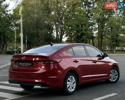 Красный Хендай Элантра, объемом двигателя 2 л и пробегом 160 тыс. км за 12499 $, фото 4 на Automoto.ua