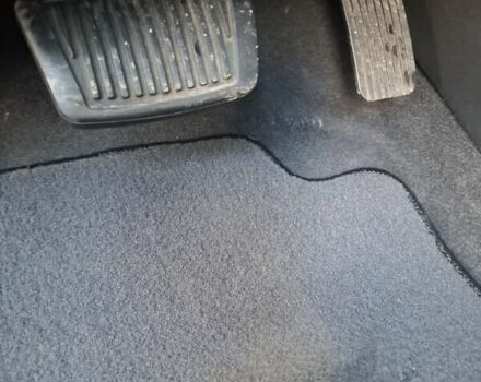 Червоний Хендай Елантра, об'ємом двигуна 2 л та пробігом 57 тис. км за 16300 $, фото 24 на Automoto.ua