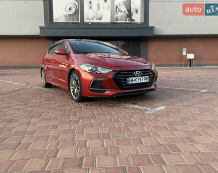 Красный Хендай Элантра, объемом двигателя 1.59 л и пробегом 78 тыс. км за 13500 $, фото 2 на Automoto.ua