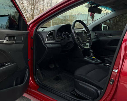 Красный Хендай Элантра, объемом двигателя 1.59 л и пробегом 124 тыс. км за 13500 $, фото 8 на Automoto.ua