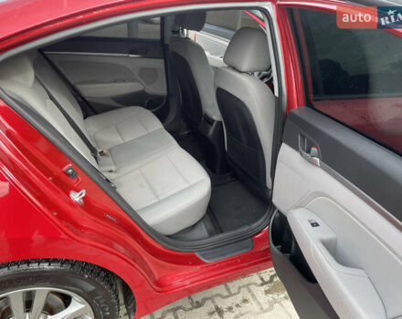 Хендай Элантра 2018 в Киеве на Automoto.ua Красный Хендай Элантра, объемом двигателя 2 л и пробегом 105 тыс. км за 13000 $, фото 6 на Automoto.ua