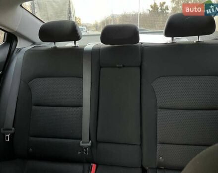 Красный Хендай Элантра, объемом двигателя 1.59 л и пробегом 124 тыс. км за 13500 $, фото 21 на Automoto.ua