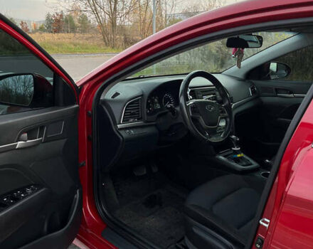 Красный Хендай Элантра, объемом двигателя 1.59 л и пробегом 124 тыс. км за 13500 $, фото 7 на Automoto.ua