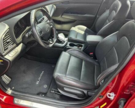 Хендай Элантра 2018 в Днепре (Днепропетровске) на Automoto.ua Красный Хендай Элантра, объемом двигателя 1.6 л и пробегом 38 тыс. км за 8300 $, фото 6 на Automoto.ua