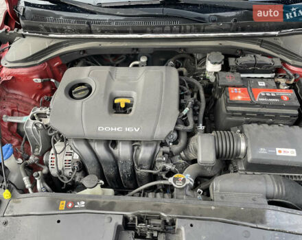 Хендай Элантра 2018 в Киеве на Automoto.ua Красный Хендай Элантра, объемом двигателя 2 л и пробегом 105 тыс. км за 13000 $, фото 18 на Automoto.ua