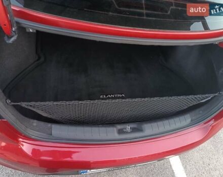 Червоний Хендай Елантра, об'ємом двигуна 2 л та пробігом 129 тис. км за 14000 $, фото 26 на Automoto.ua